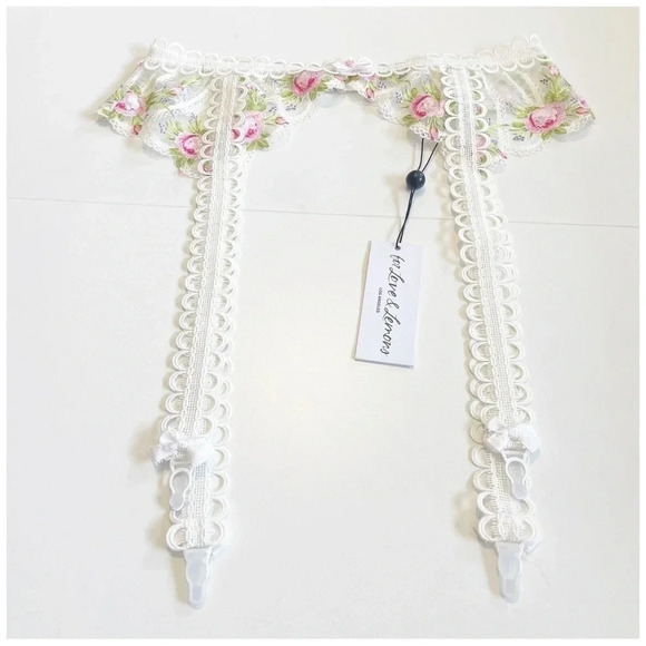 NWT For Love and Lemons Trellis Rose Garter Belt M - Picture 2 of 10